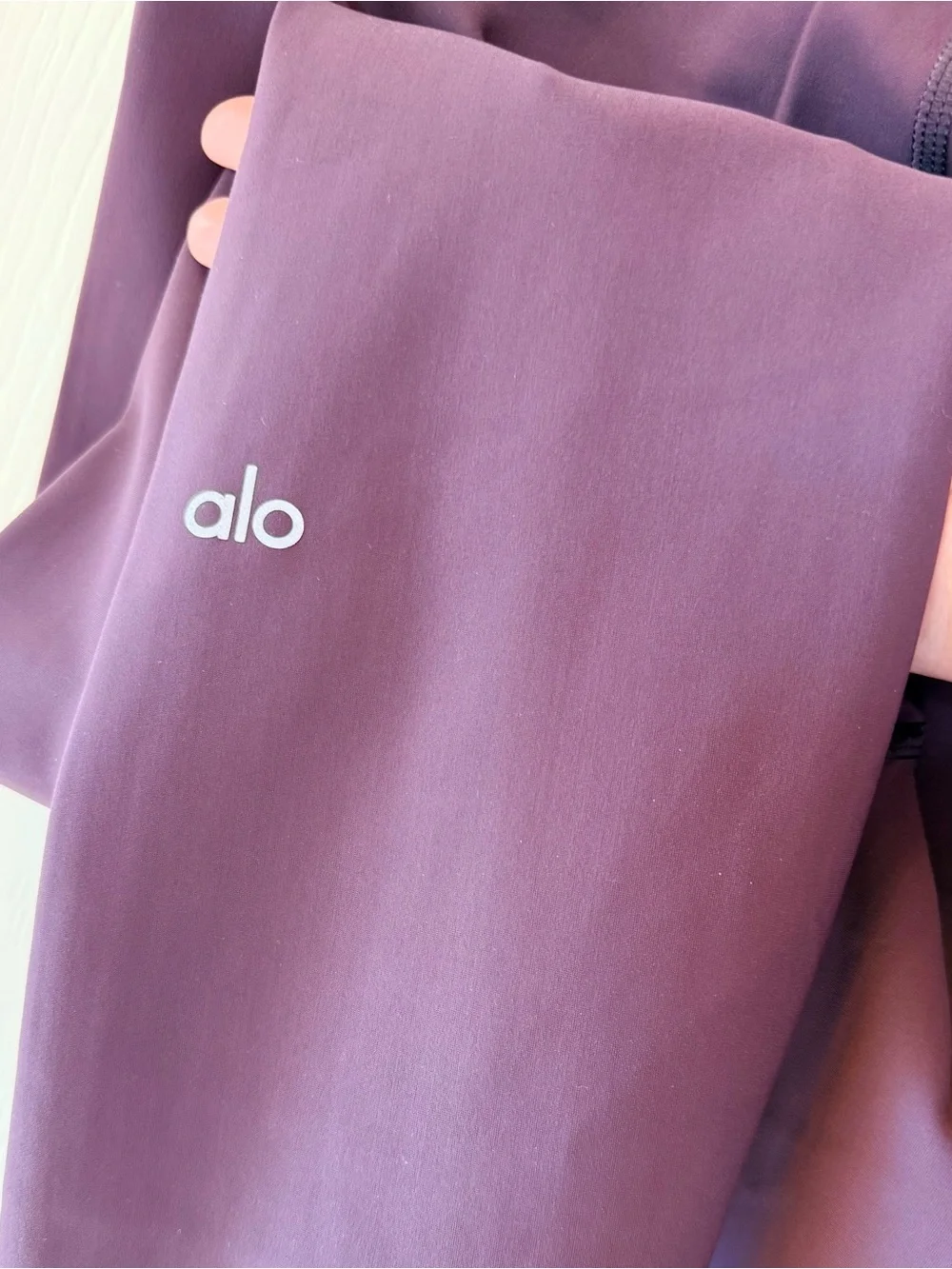 ALO Yoga Women’s Plum High-Waist Distressed Leggings - Size Large NWOT